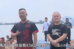 罗伊斯视频致谢球迷：感谢多特球迷2023年的支持，期望明年会更好